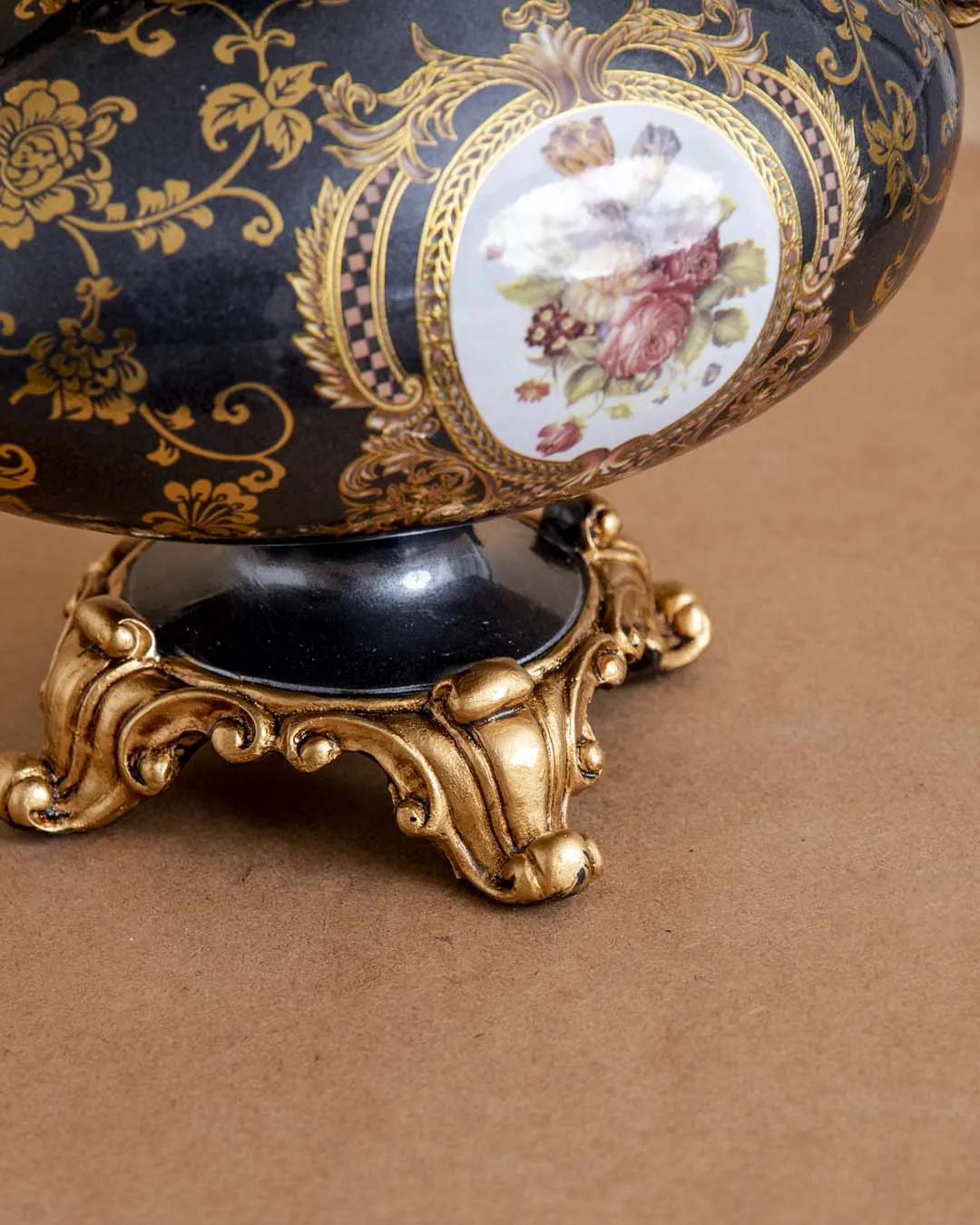 Aristocratic Victorian Ornate Decorative Vase