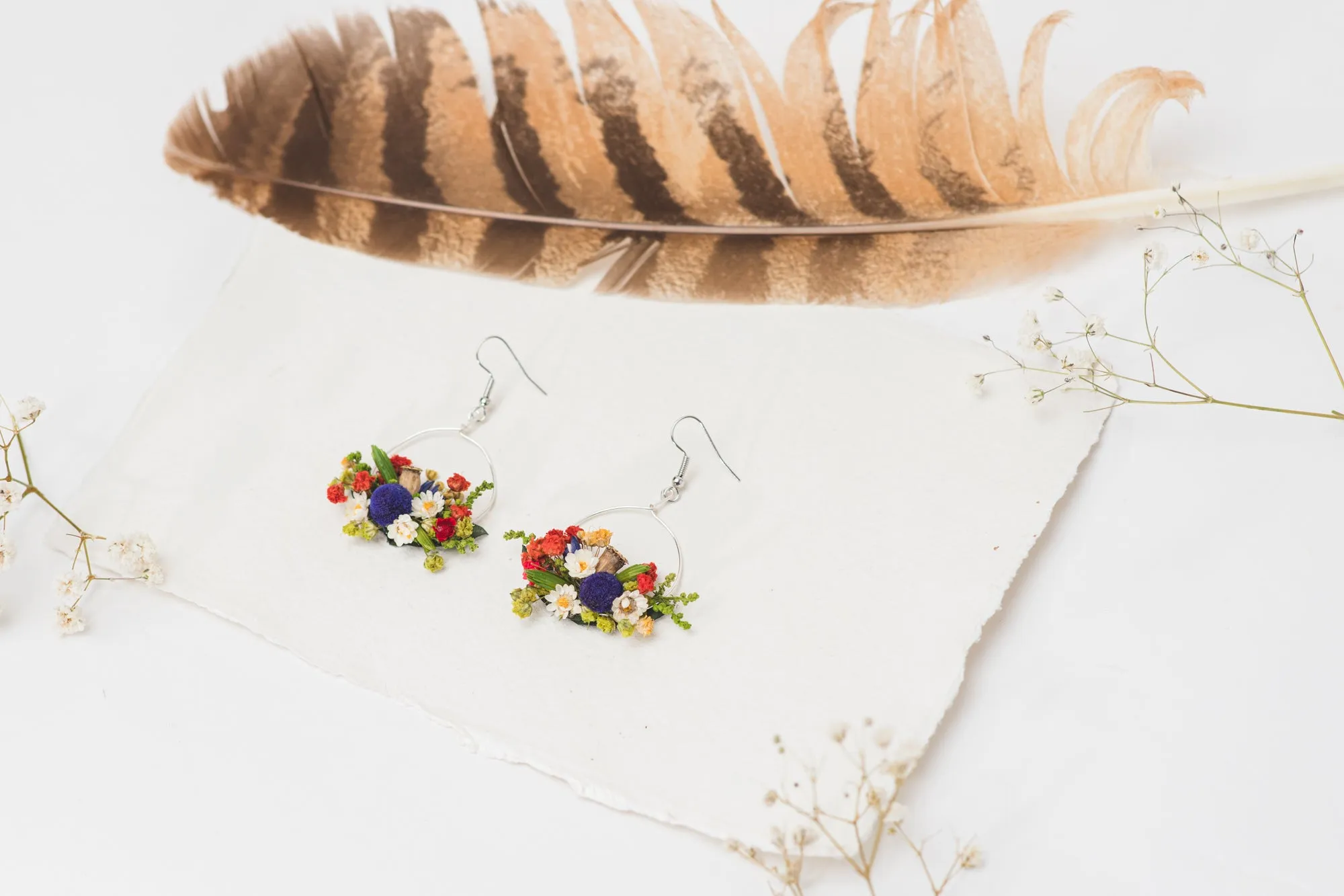 Folk circle dangle earrings Flower earrings Surgical steel Colourful flower earrings for bride Dried flowers Magaela Bridal handmade