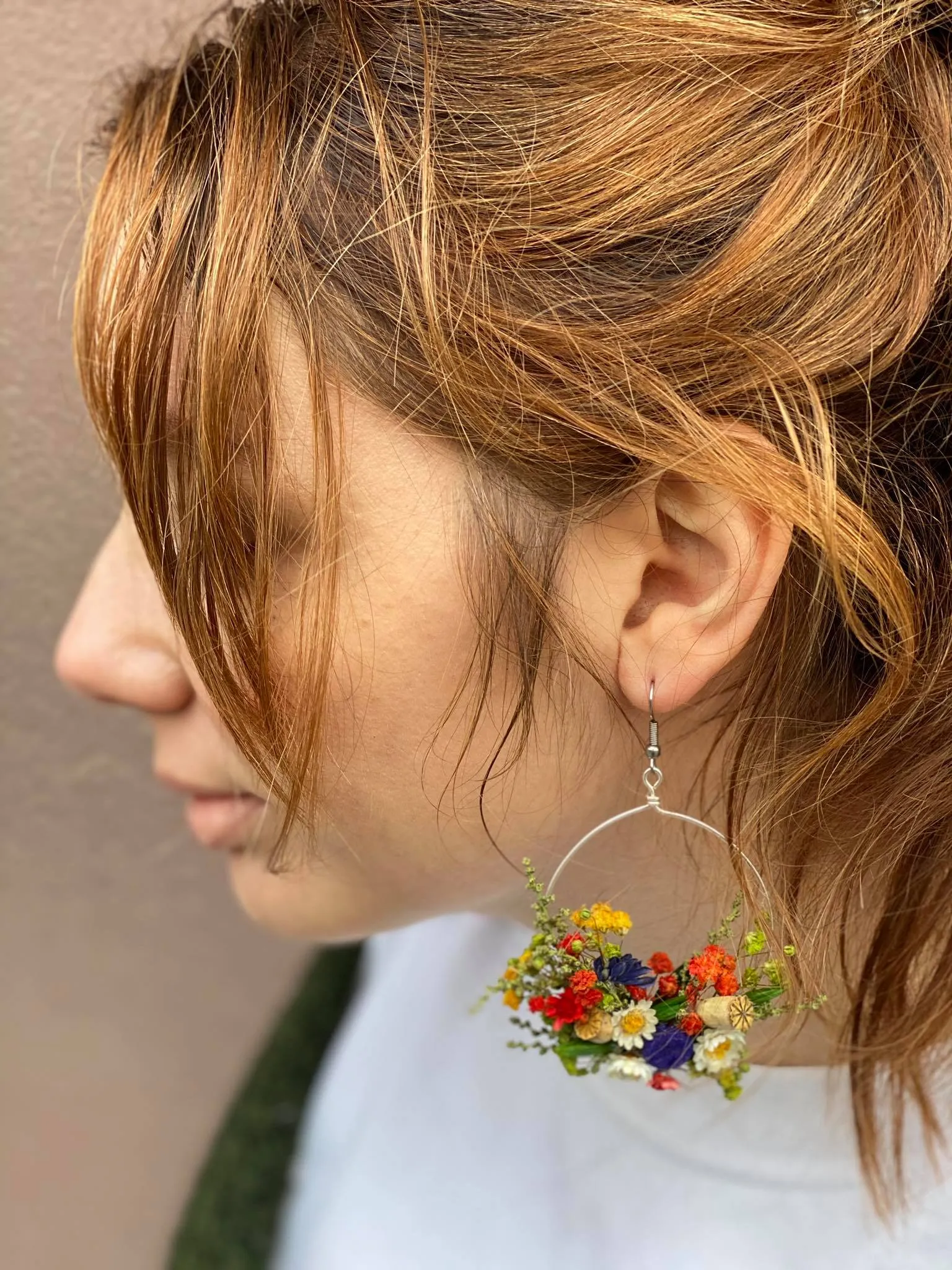 Folk circle dangle earrings Flower earrings Surgical steel Colourful flower earrings for bride Dried flowers Magaela Bridal handmade