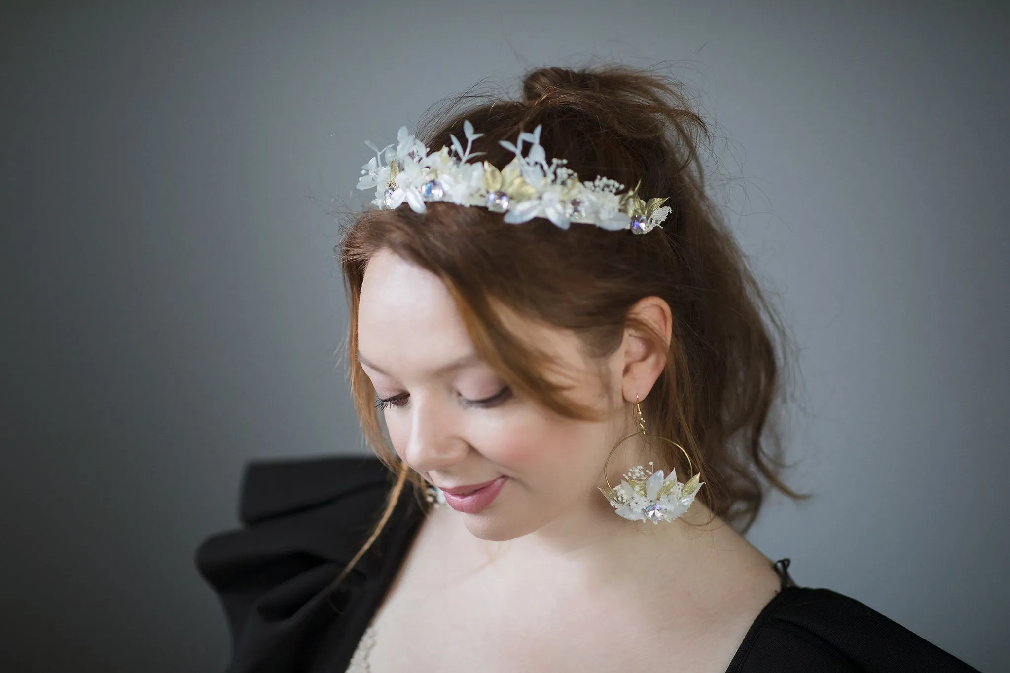 Glamour 2021 wedding white and golden flower earrings Glam Crystals Bridal Circle dangle earrings Handmade dried flower jewelry Magaela