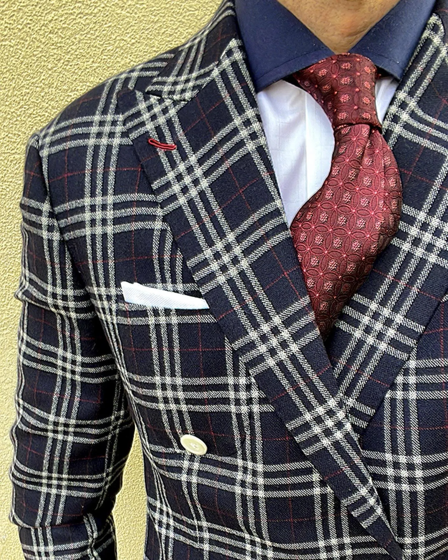 Glastonbury Circles Silk Tie, Burgundy