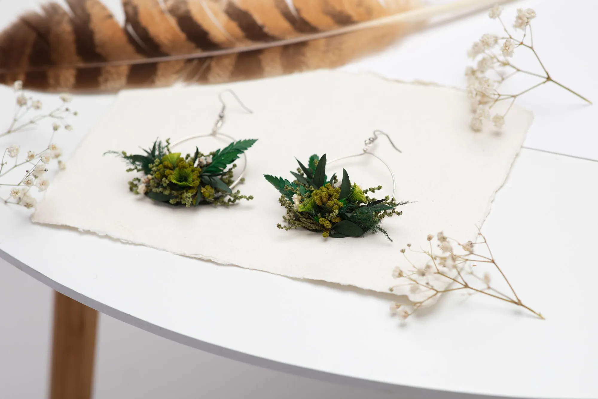 Greenery surgical steel circle dangle earrings Flower silver earrings for bride Dried flowers Magaela handmade Baby's breath
