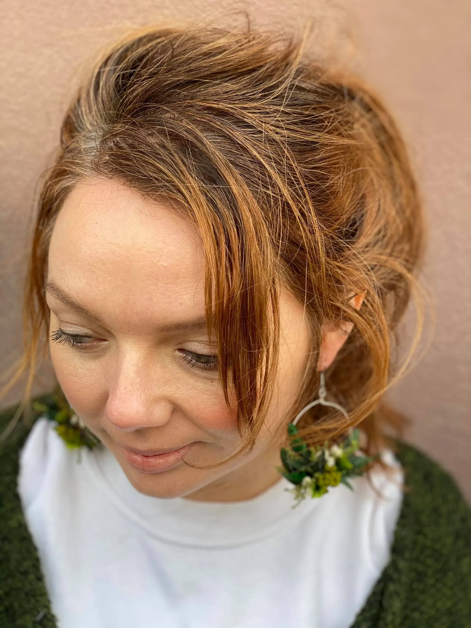Greenery surgical steel circle dangle earrings Flower silver earrings for bride Dried flowers Magaela handmade Baby's breath
