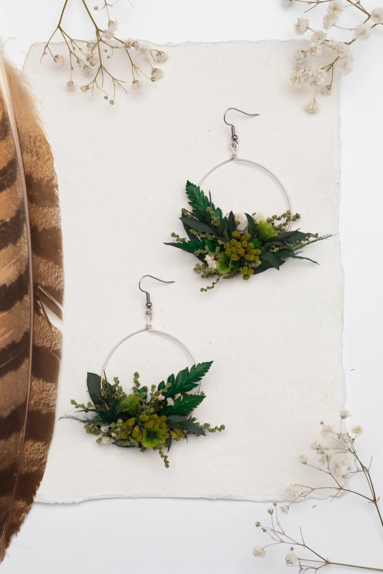 Greenery surgical steel circle dangle earrings Flower silver earrings for bride Dried flowers Magaela handmade Baby's breath