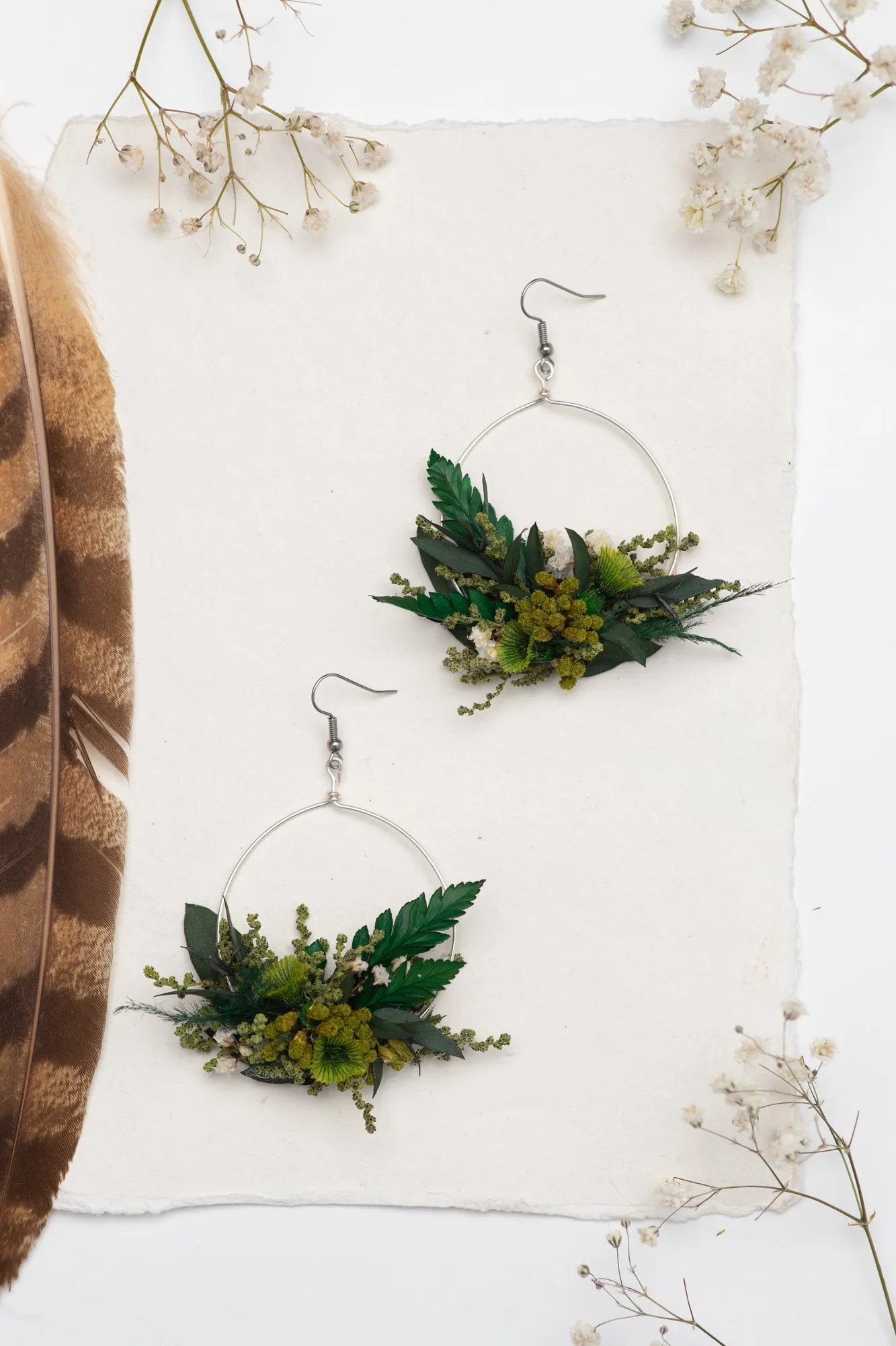 Greenery surgical steel circle dangle earrings Flower silver earrings for bride Dried flowers Magaela handmade Baby's breath
