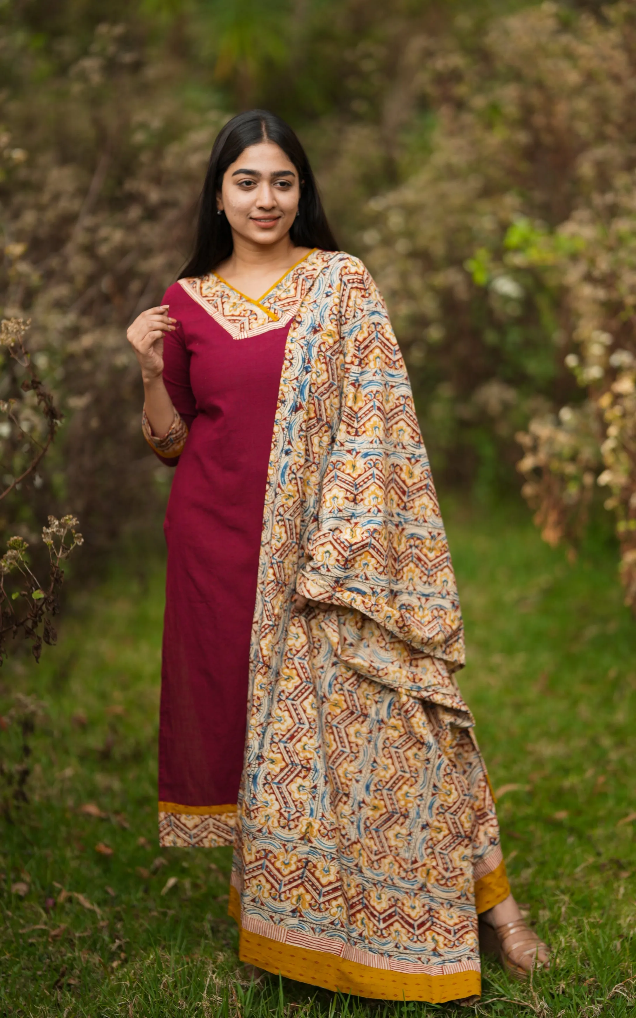 Maragathavalli (Kurti Dupatta)