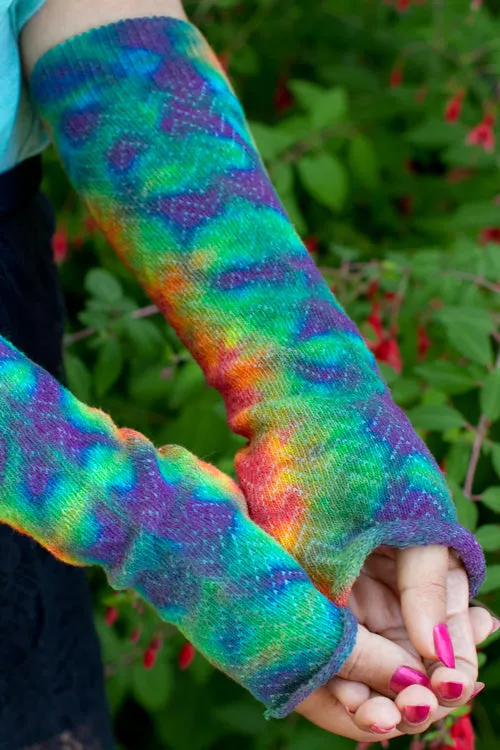 Tie Dye Chevron Sleeves